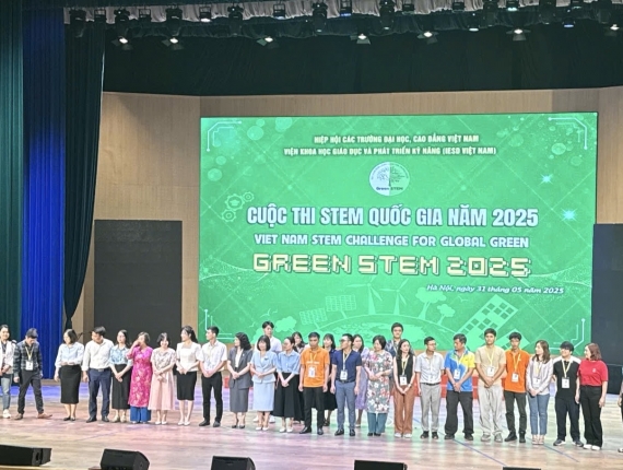 Hành Trình Tự Hào: Học Sinh Horizon Tỏa Sáng tại Vòng Quốc Gia Cuộc Thi GreenSTEM